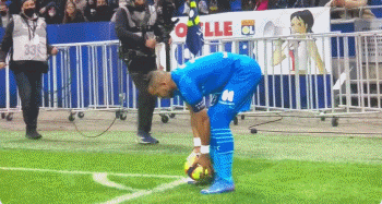 强调数据侦 强调数据侦